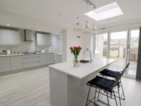 Reevas-Retreat Burry Port